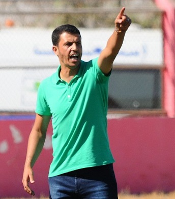 السلامي يشتكي من الظلم التحكيمي لمباريات الدفاع الجديدي