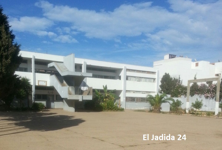 اغلاق مدرسة ابتدائية بالجديدة بعد اصابة التلاميذ بعدوى حساسية البعوض