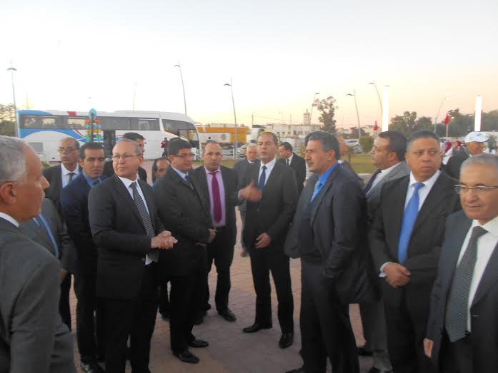 والي جهة الدارالبيضاء وعمال الجهة في زيارة للاوراش الكبرى لمدينة الزمامرة