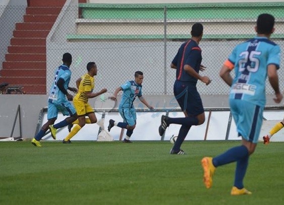الدفاع الجديدي يسقط وديا أمام شباب الريف الحسيمي برباعية