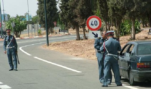 مصدر ينفي خبر توقيف ثلاثة دركيين قرب آزمور