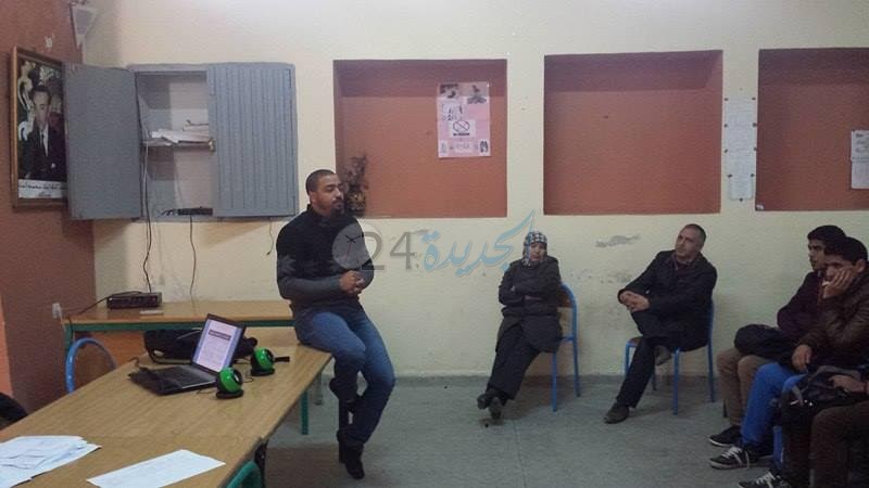 المديرية الإقليمية للتعليم بالجديدة و المؤسسة المغربية للطالب تنظمان لقاء تواصليا لفائدة التلاميذ المتفوقين بثانوية ابن خلدون