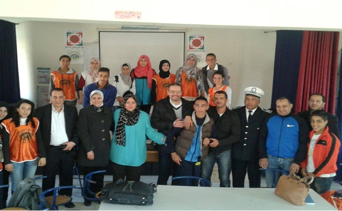 رجال الأمن ونادي التربية على التسامح ونادي الرواد للبيئة والتنمية المستدامة في يوم دراسي بثانوية بيرأنزران