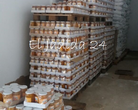 بالصور.. حجز 6 أطنان من 'الكونفتير' المحظور بتراب دائرة البئر الجديد