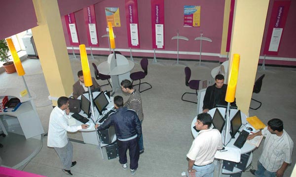 جامعة شعيب الدكالي تحتضن اختتام فعاليات أسبوع التشغيل للطالب وتوقع اتفاقيات مع مؤسسات اقتصادية بحضور وزيري التشغيل و التعليم العالي