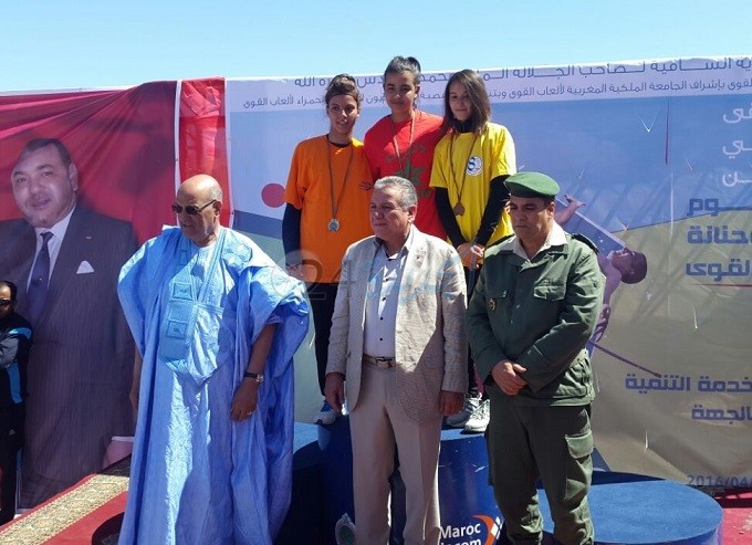 تألق عدائي أشبال النهضة أتلتيك الزمامرة لألعاب القوى بمدينة العيون