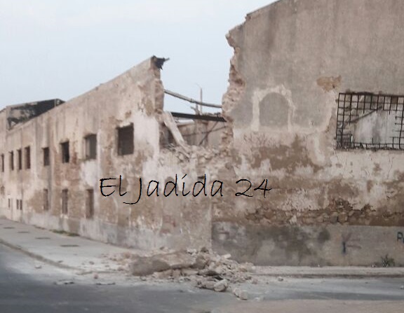 ألطاف إلهية تحول دون وقوع كارثة إثر انهيار جزء من معمل للنسيج بالجديدة