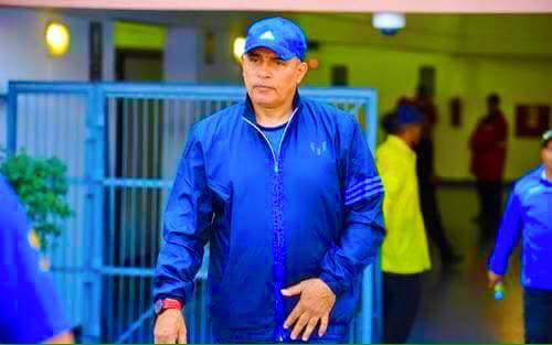 عبد الرحيم طالب يمدد عقده مع نادي الدفاع الحسني الجديدي لثلاث سنوات