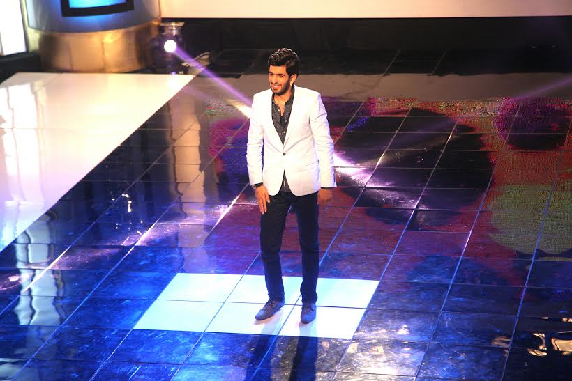 الورود للجامعي  والقصف لجمال بربيعة.. آخر ابداعات نبيل التونسي على القناة الاولى