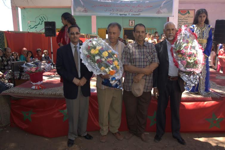 مدرسة سيدي احميدة بجماعة سيدي علي بن حمدوش تكرم أساتذتها