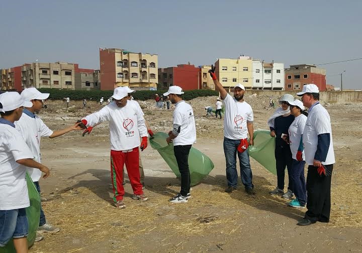 بالصور.. انطلاق الحملة الوطنية لجمع النفايات البلاستيكية من البئر الجديد بمشاركة أزيد من 100 جمعية مغربية