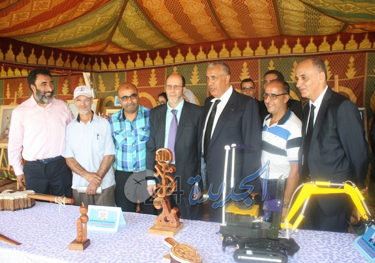 بالصور.. عامل الجديدة يترأس مراسيم احتفالات عيد العرش ويوشح عدد من الشخصيات