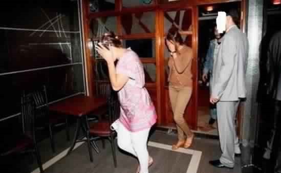 اصابة شاب في جلسة حميمية بسيدي بوزيد تنتهي باعتقال وسيط في الدعارة وفتاتين وفرار الجاني