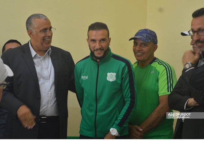 عامل الاقليم يحفز لاعبي الدفاع الجديدي قبل ملاقاتهم لأولمبيك آسفي في نصف نهائي كأس العرش