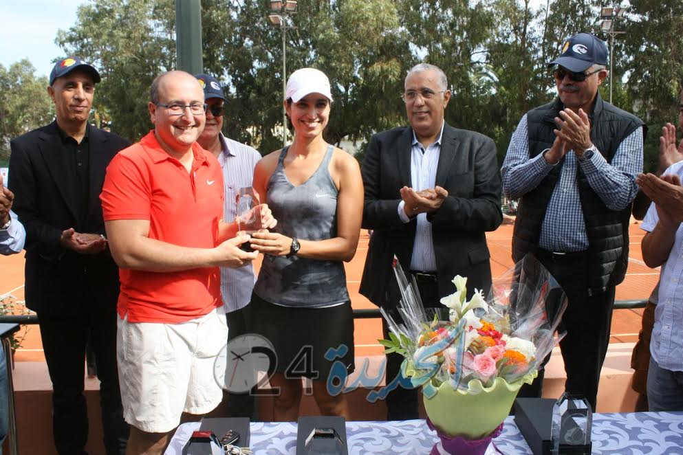 بالصور.. اسدال الستار عن نهائي كاس العرش للتنس بالجديدة بمشاركة 30 فريقا
