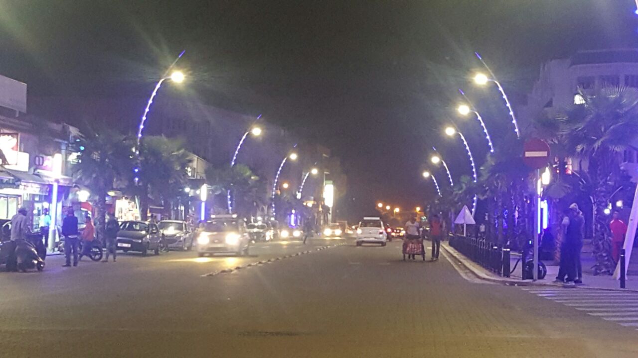 سيارات الأجرة بالجديدة تحتج على وضع علامة لمنع المرور في وسط المدينة