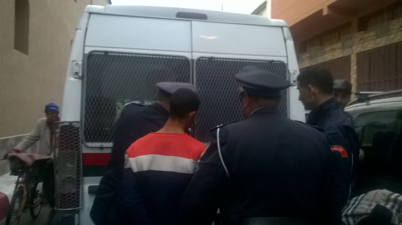 الشرطة القضائية بسيدي بنور تلقي القبض على عون سلطة بتهمة الاتجار في المخدرات