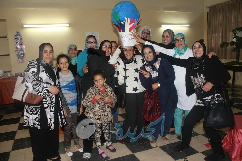 بالصور.. مؤسسة أم الربيع الخاصة بالجديدة تحتفل بالبيئة بمناسبة مؤتمر 'كوب 22'