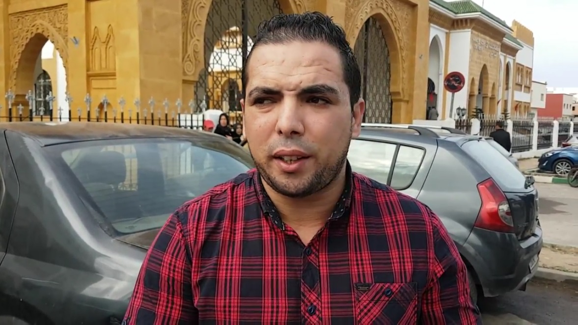 ابتدائية الجديدة تؤجل لثاني مرة على التوالي محاكمة ''سكيزوفرين'' + فيديو