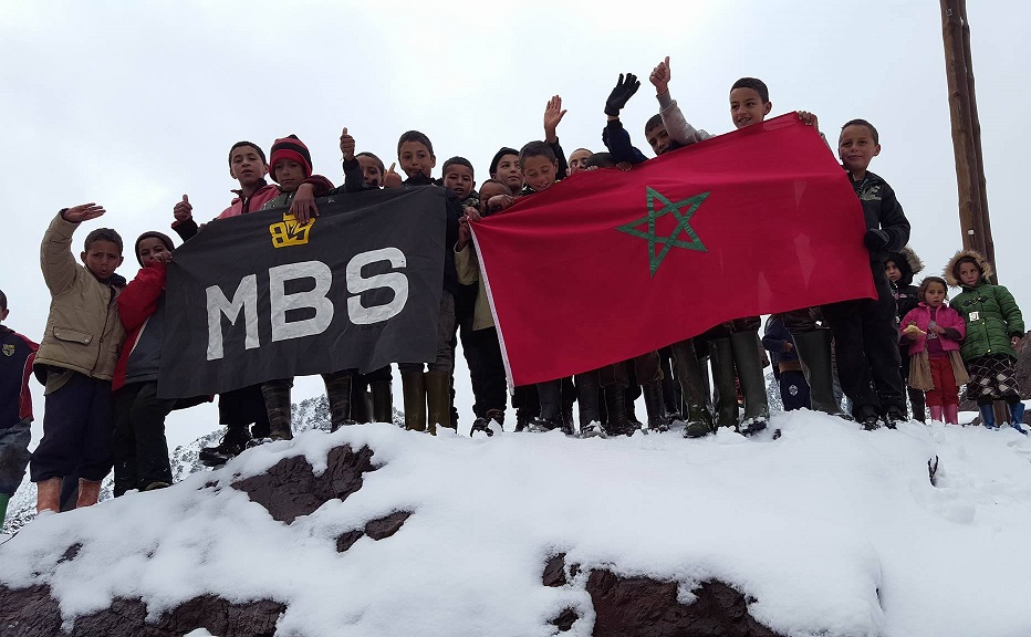 بالصور.. نشطاء جمعويون من الجديدة ينظمون قافلة خيرية بجماعة آسني بضواحي مراكش