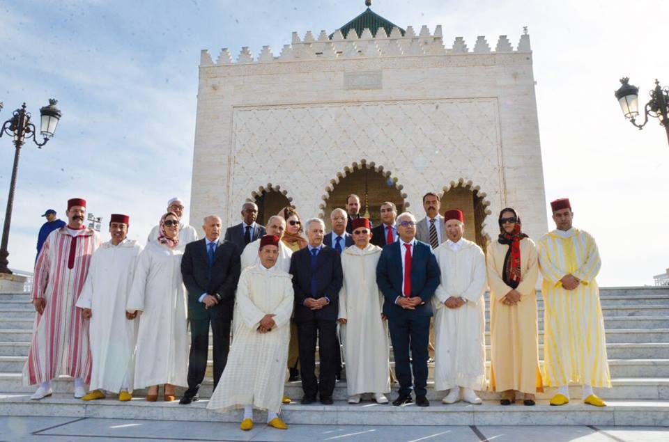البرلماني رضوان مهذب في زيارة لضريح الحسن الثاني رفقة المكتب السياسي لحزب الاتحاد الدستوري