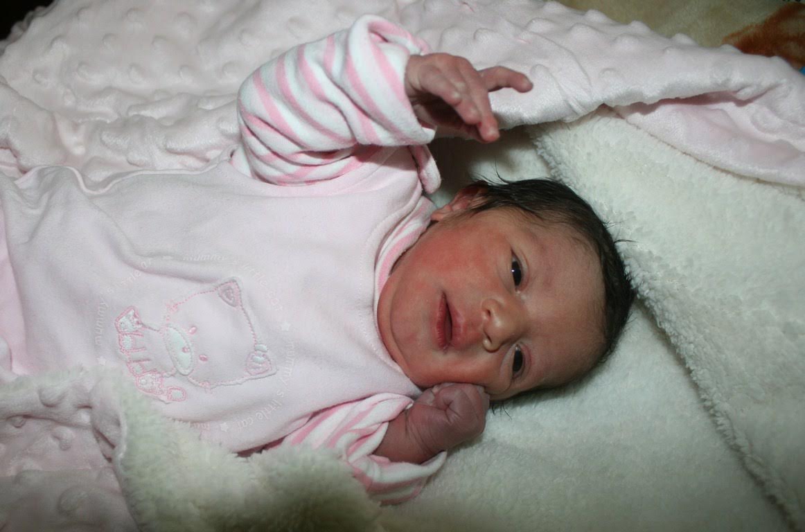 تهنئة بمولود في بيت عائلة عبد الصمد نسيف