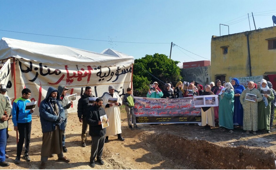 ساكنة دوار الضحاك  بالجديدة تحتج وتطالب بوقف فوضى التراخيص العقارية بمحيط مساكنها