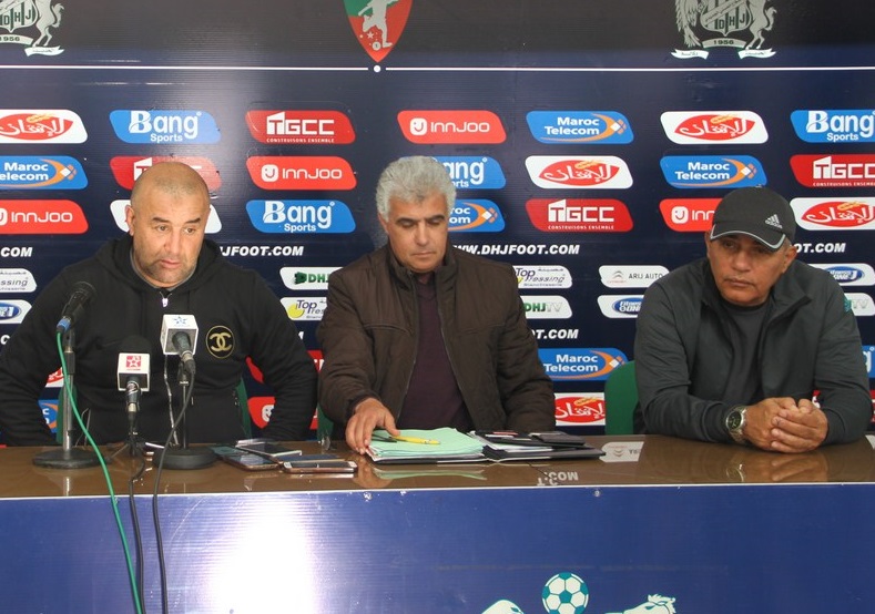 هذا ما قاله المدربين طالب وبنشيخة بعد نهاية مباراة الدفاع الجديدي واتحاد طنجة