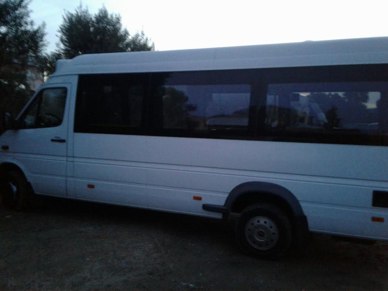 جمعية بجماعة الغنادرة تستفيد من سيارة للنقل المدرسي