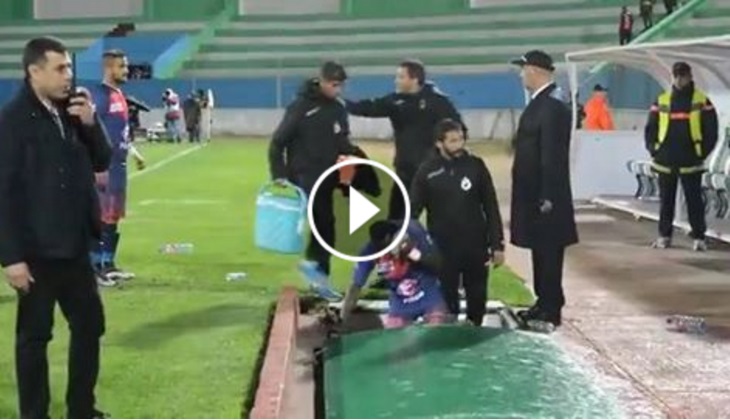 وسائل الاعلام الوطنية تتدد بسلوكات المتسببين في الاحداث اللارياضية بملعب العبدي بالجديدة