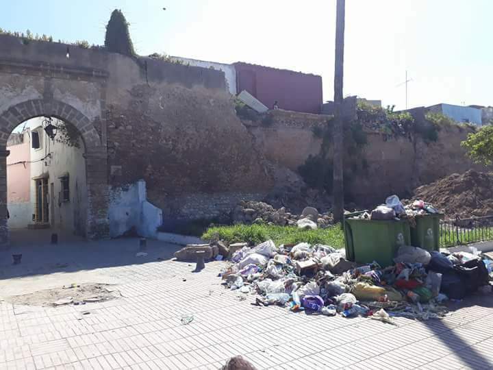 مصدر  مسؤول: هذا هو سبب توقف تفريغ نفايات مدينة ازمور بمطرح الازبال بجماعة اولاد رحمون