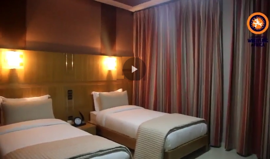 شاهد لأول مرة بالفيديو ..  جميع مرافق المركز الدولي للمصارعة بالجديدة