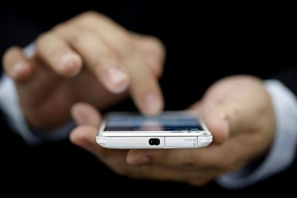 الواتساب يفضح خيانة زوجية بين موظف و زميلته الموظفة في إدارة عمومية بالجديدة