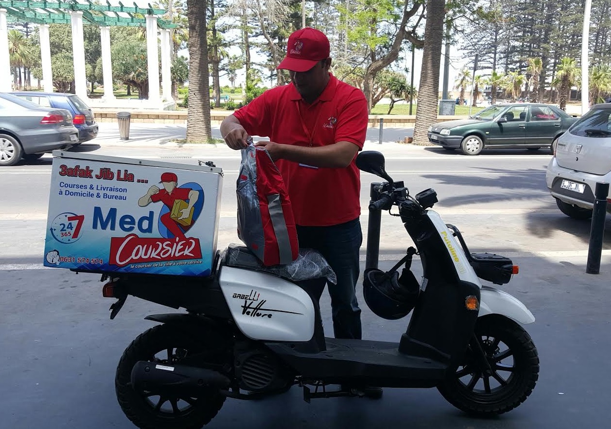 'عافاك جيب ليا'' .. خدمة سريعة لإيصال الطلبات لأول مرة بالجديدة