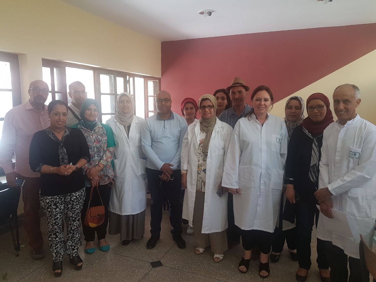 بالصور.. تنظيم قافلة طبية لفائدة الصناع بمجمع الصناعة التقليدية بالجديدة