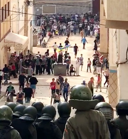 أحداث امزورن والحسيمة بين''السلمية'' و''البلطجية'' + فيديو صادم