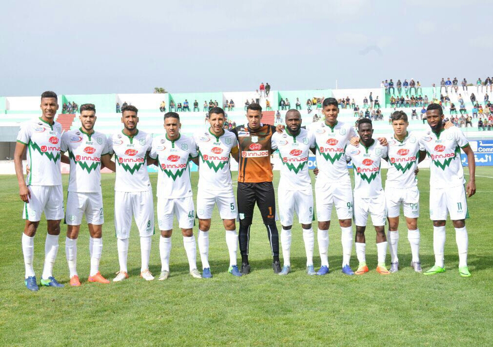 الدفاع الجديدي يفاوض مهاجمين افريقيين وينفي تخليه عن كوليبالي ودياكيتي