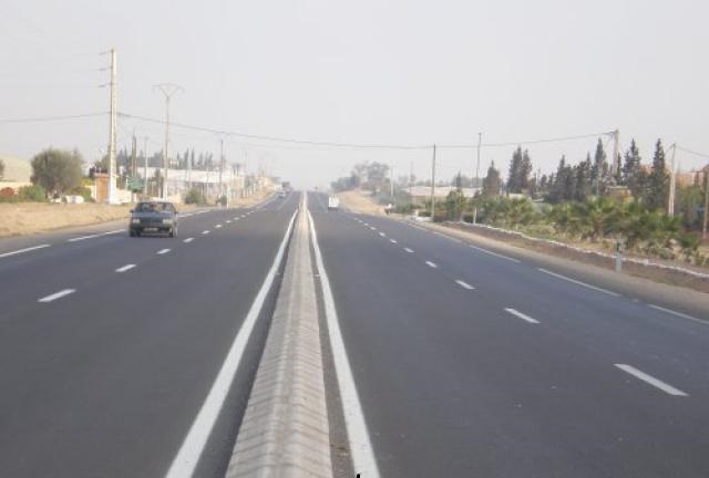 المصادقة على تمويل مشروع تثنية الطريق بين الجرف الأصفر والمصور راسو بقيمة 9 ملايير سنتيم