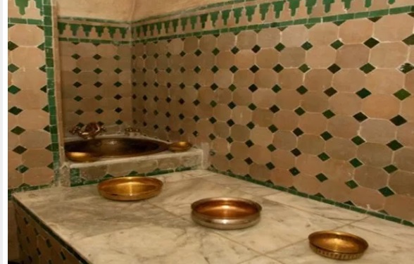 تعرض مجموعة من الحمامات الشعبية الى السرقة بالجديدة