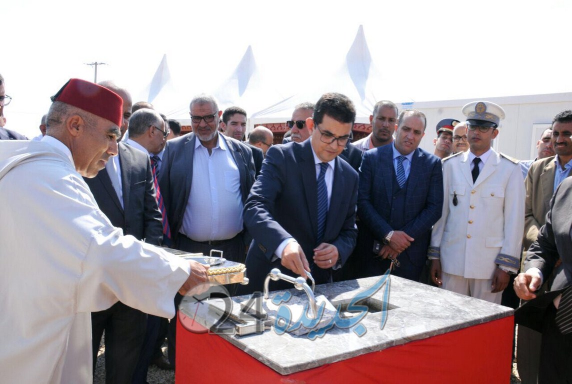 بالصور.. عامل الجديدة يضع حجز الأساس لسوق الجملة للخضر والفواكه ووكالة ''لاراديح'' بآزمور