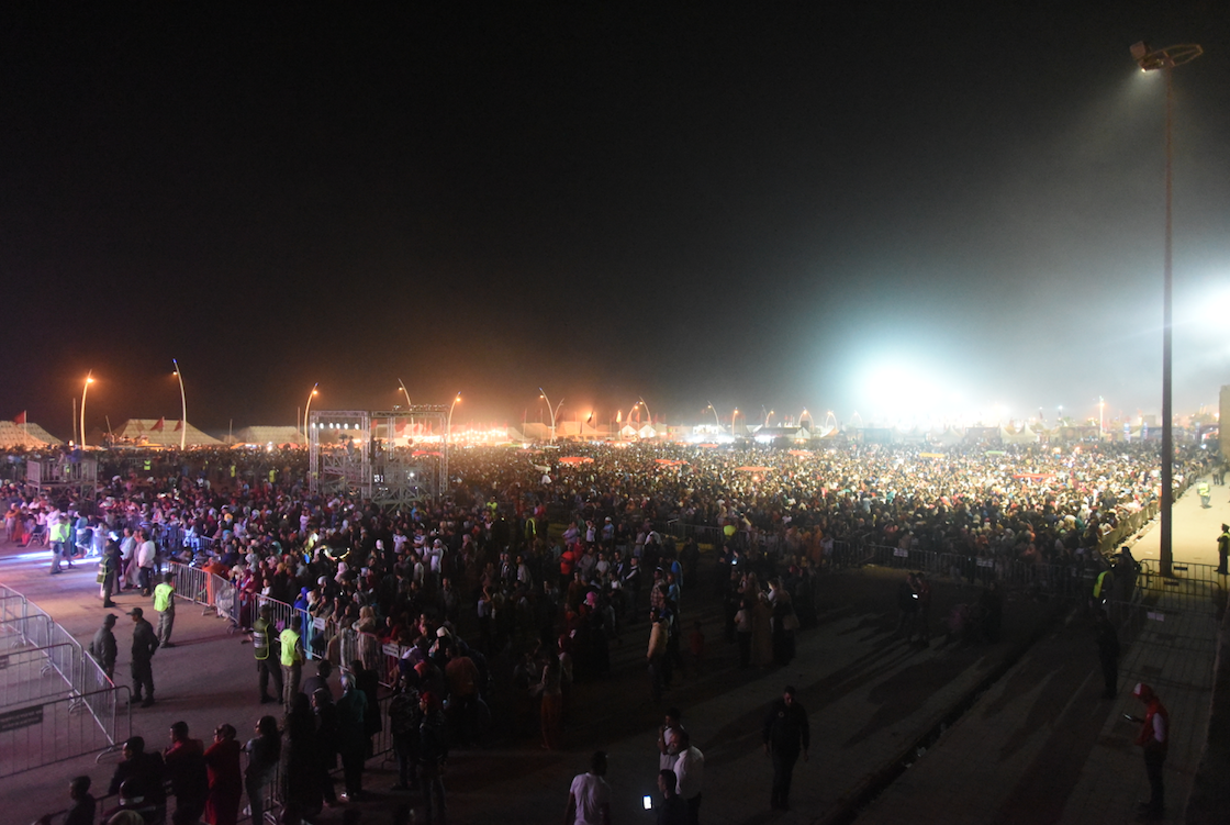 جمال الزرهوني وسهام المسفيوية والداودي الصغير  يلهبون السهرة الثانية لموسم مولاي عبد الله