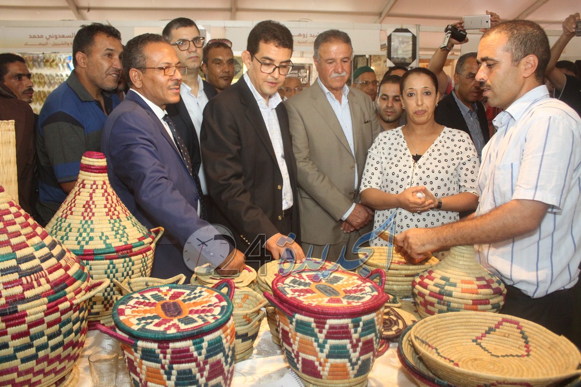 بالصور.. عامل الاقليم يفتتح فعاليات المعرض الجهوي للصناعة التقليدية بالجديدة