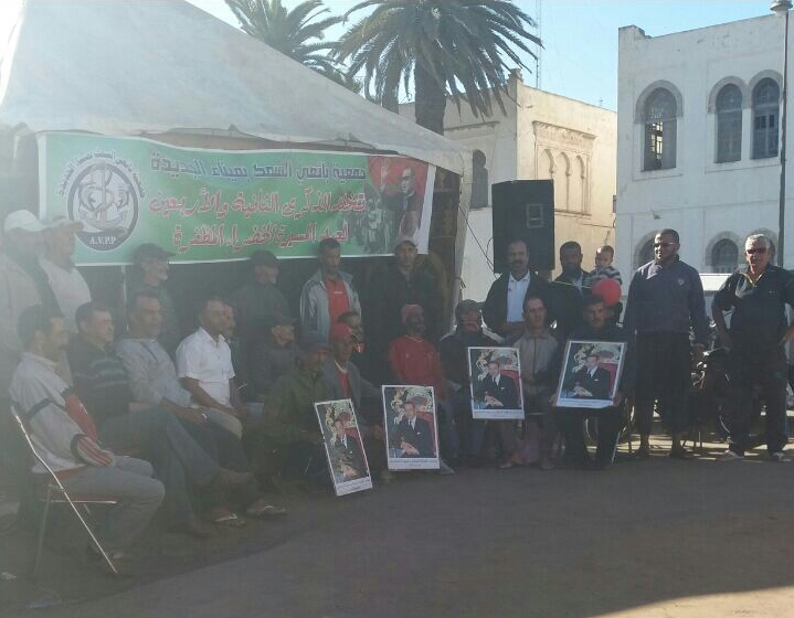 باعة السمك بميناء الجديدة يحتفلون بذكرى المسيرة الخضراء المظفرة