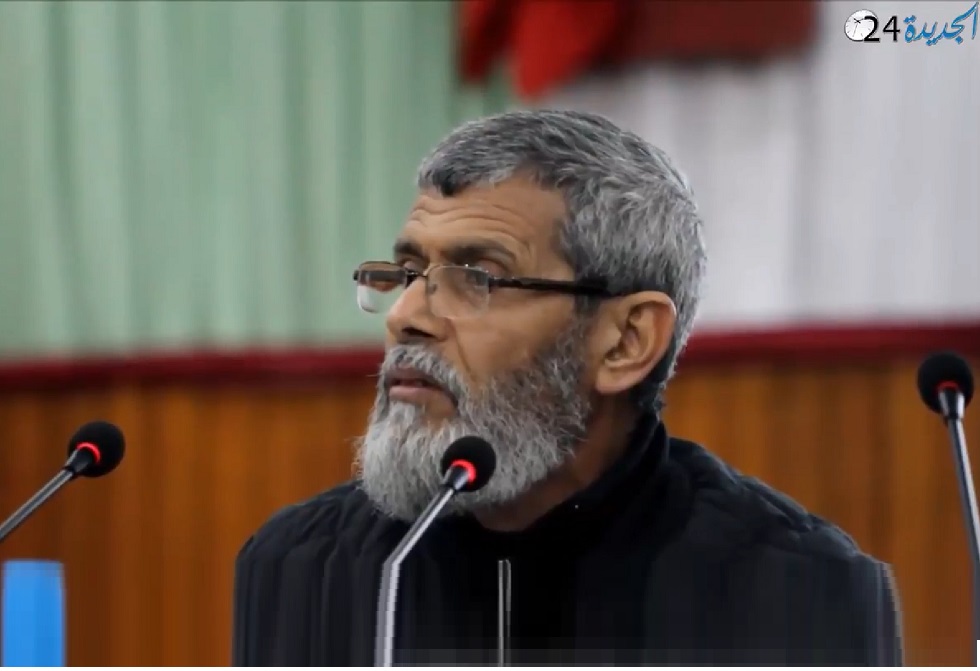 شاهد بالفيديو.. توقف الاشغال بالجديدة يثير جدلا بين نائب لرئيس الجماعة ومستشار في المجلس