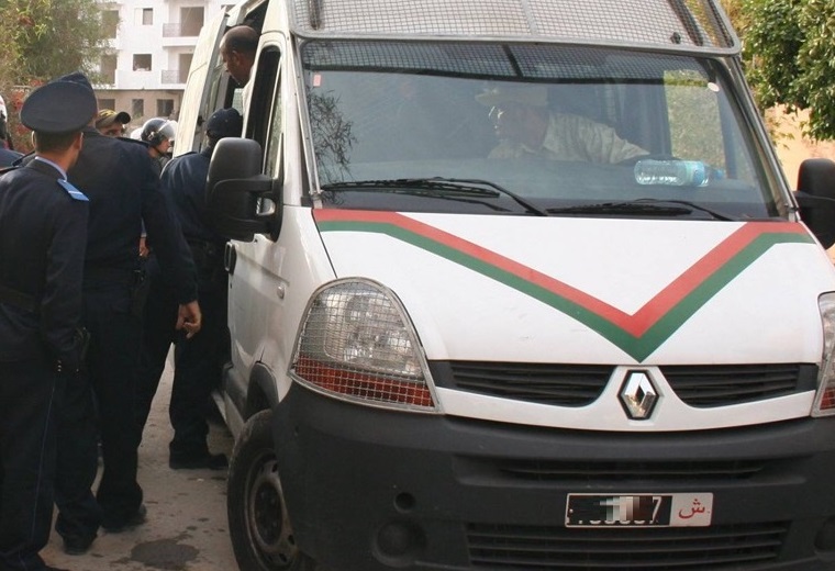 بيضاوي يضبط زوجته بمعية رجلين داخل منزل في حي السلام بالجديدة