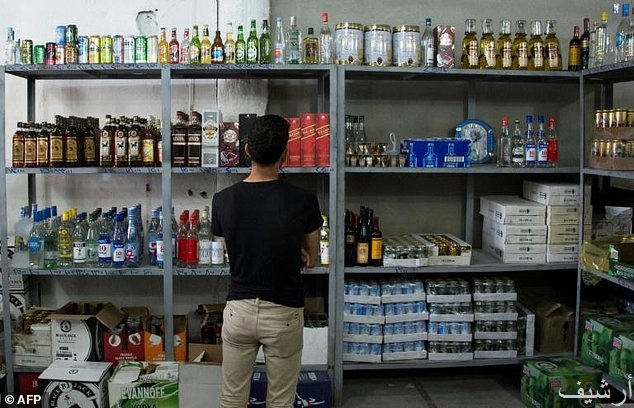 استنكار واسع لفتح ثاني محل لبيع الخمور في مركز جماعة قروية بإقليم الجديدة