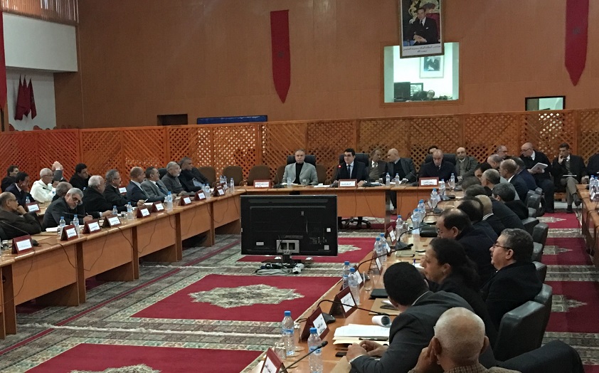 عامل الجديدة يجتمع برؤساء جماعات الاقليم ويطالب بالتسريع بانجاز المشاريع وتدبير مشاكل المواطنين