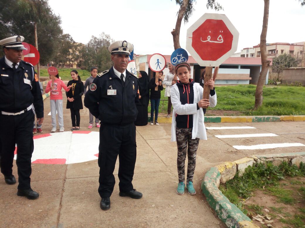 مؤسسة ''السنابل'' الابتدائية بالبئر الجديد تخلد اليوم الوطني للسلامة الطرقية
