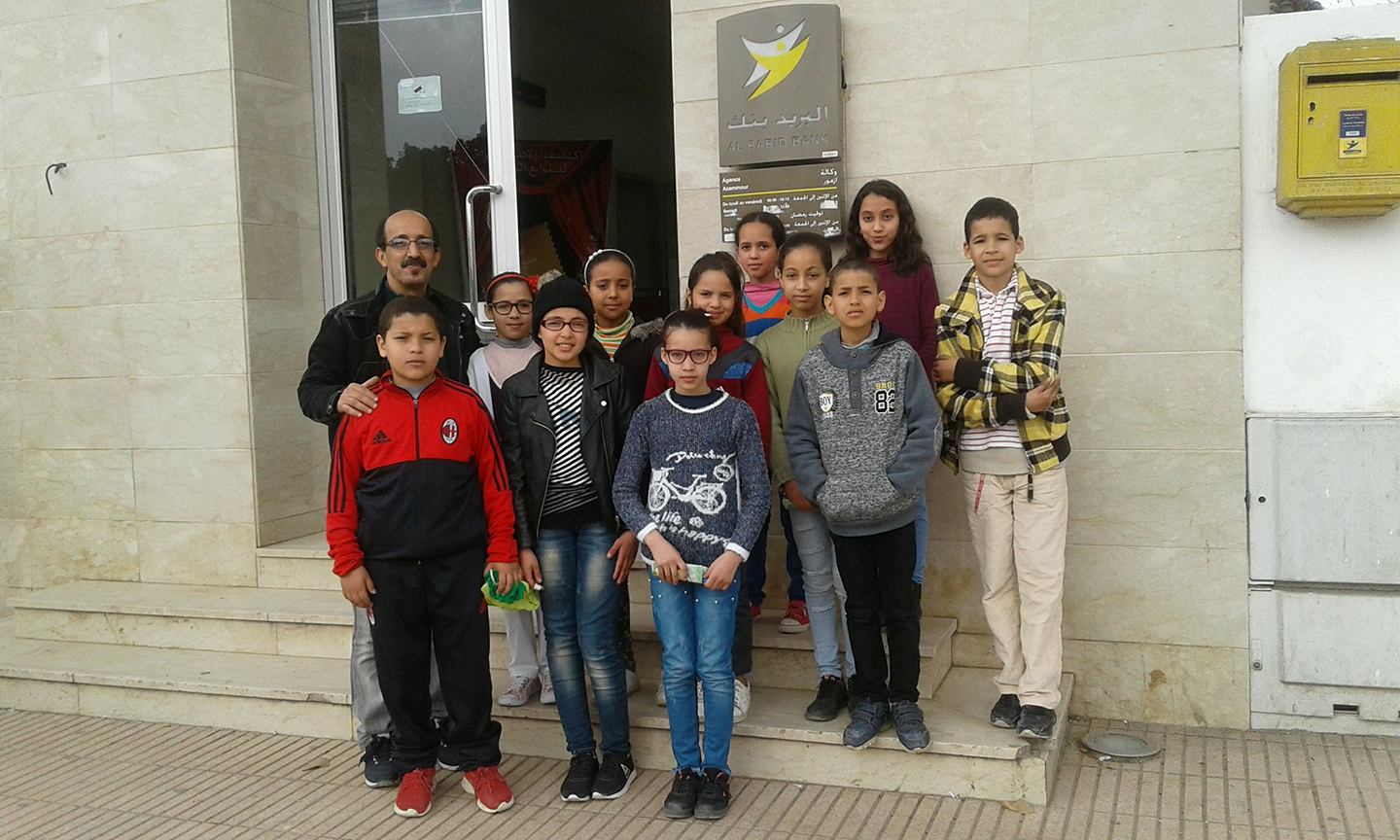 تلامذة مدرسة ابن حمديس بآزمور يخلدون الأسبوع المالي للطفل