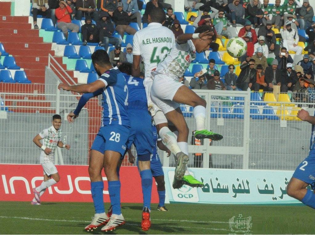 187  متفرجا فقط تابعوا مباراة الدفاع الجديدي ضد شباب الريف الحسيمي